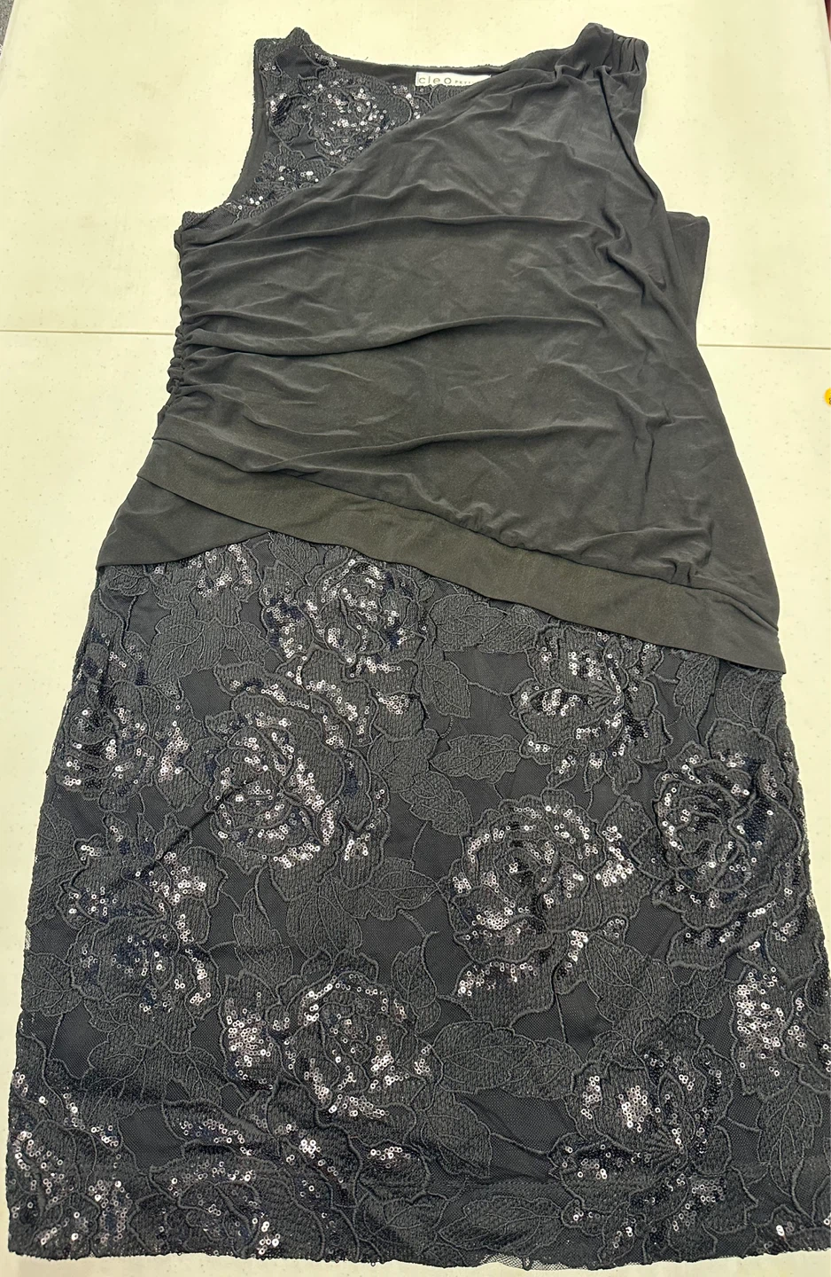 *EUC* Black cocktail Dress with sequins