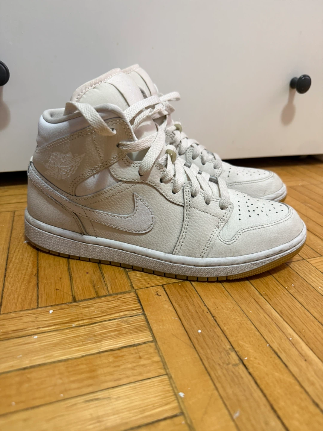 Jordan Women's 1 Mid Phantom/White-Gum Shoes - photo 2