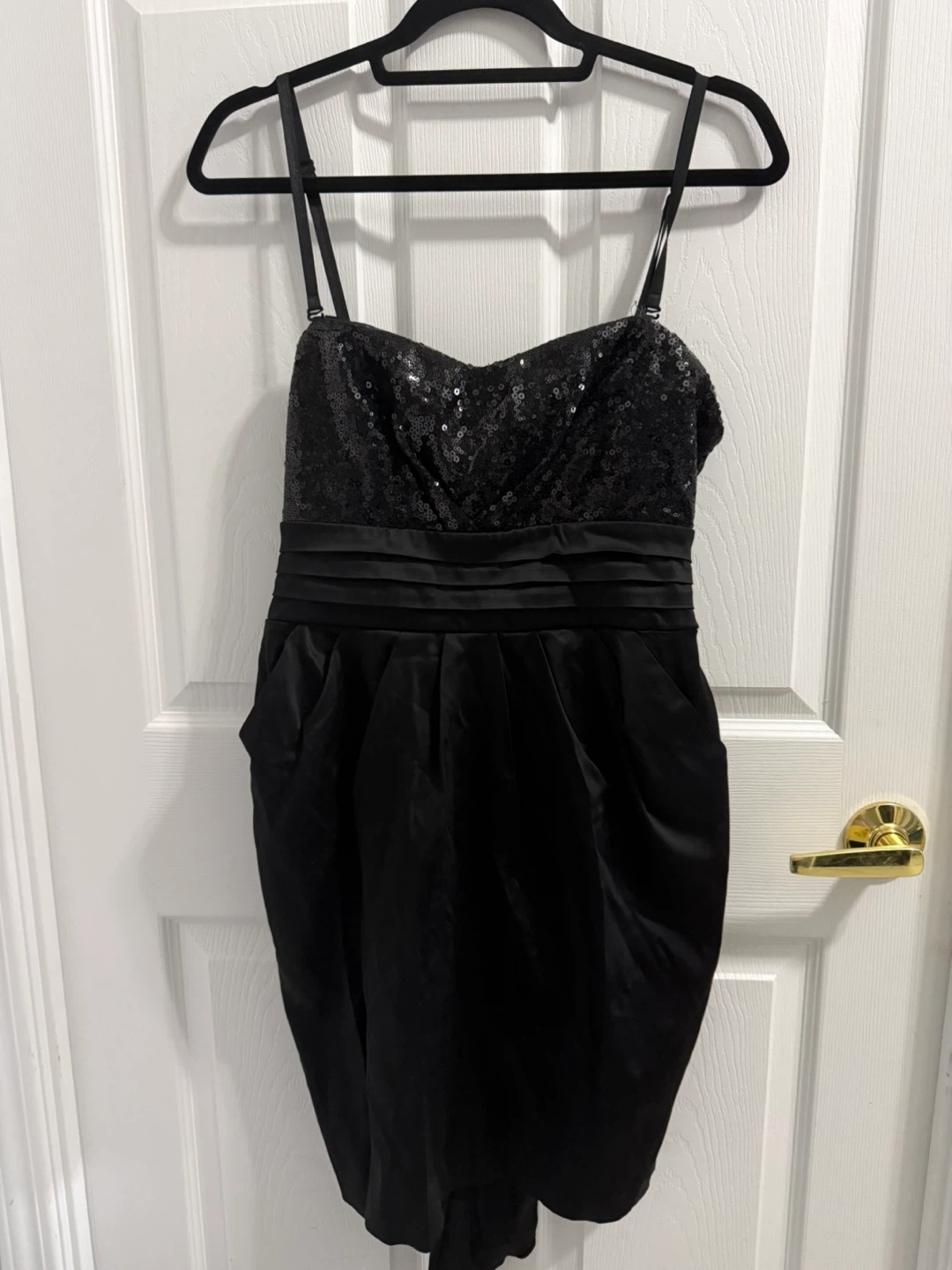 *EUC* Ladies Black Sequin Cocktail Dress Size L