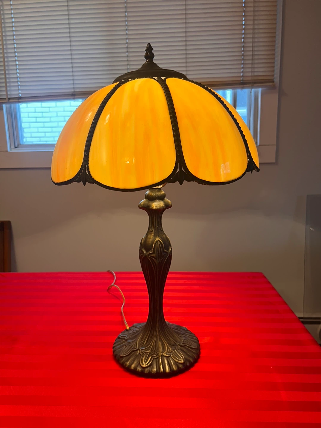 Vintage Tiffany Style Table Lamp