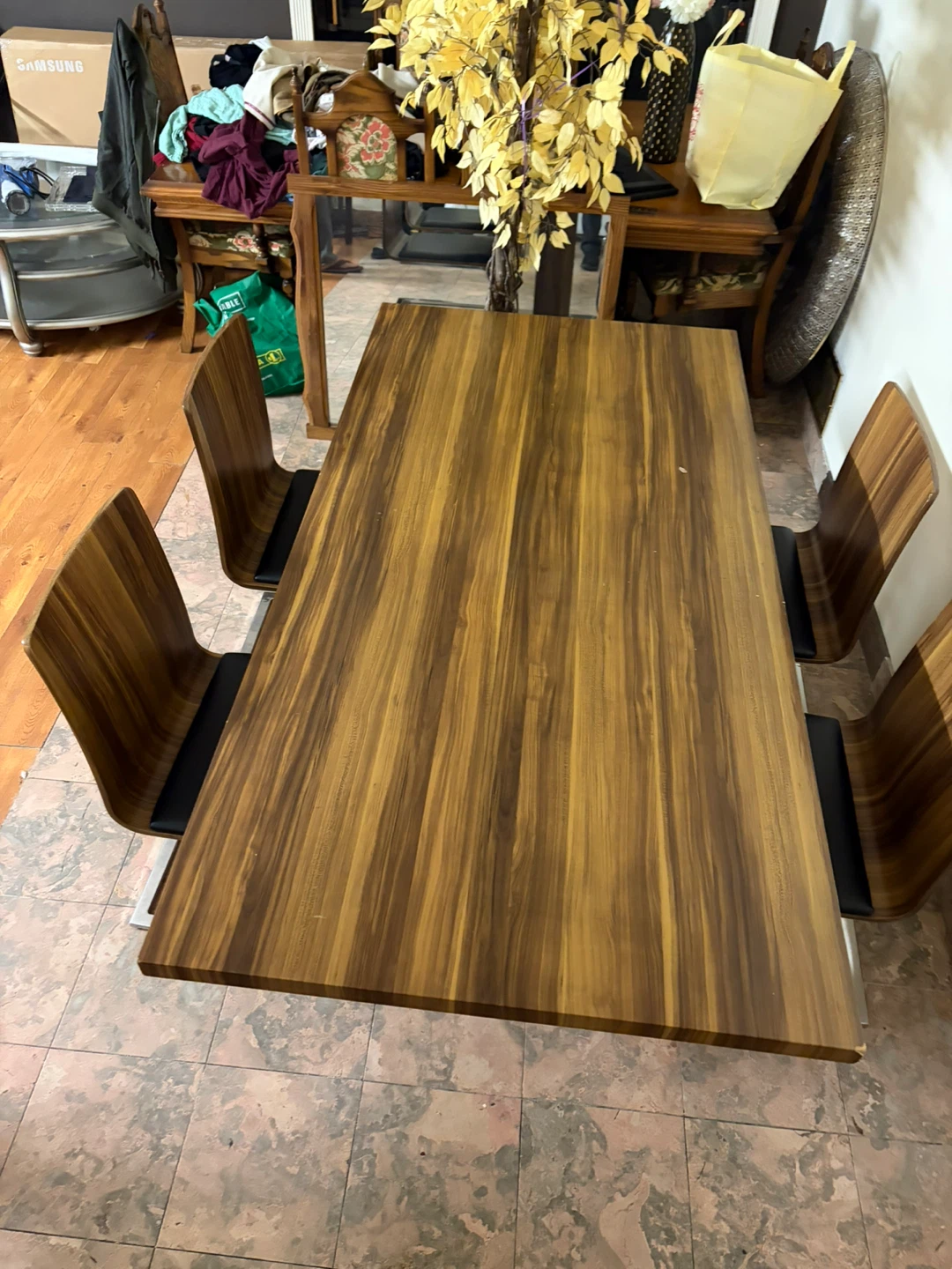Modern Dining Table Set with 4 Chairs