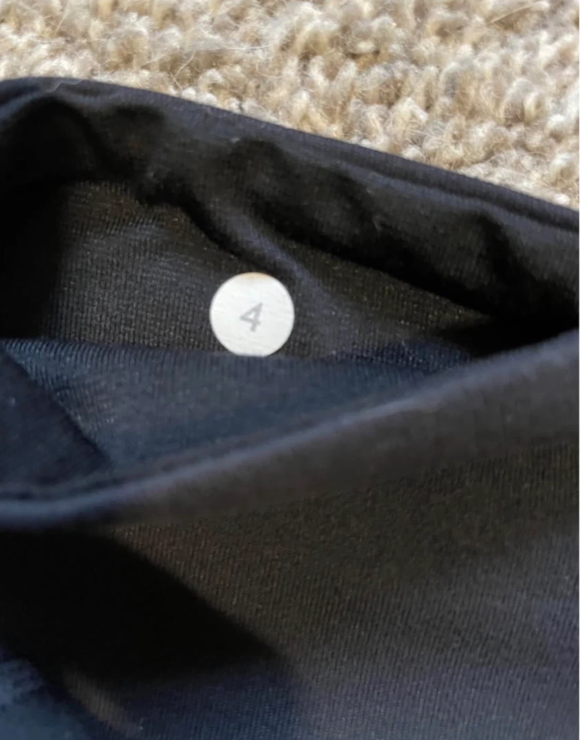 Lululemon Black Crop Pants Size 4 - photo 3