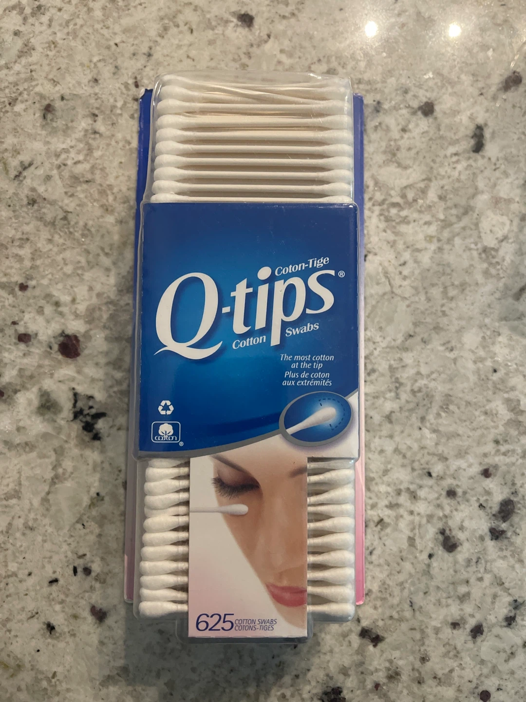 Q-Tips Cotton Swabs 625 Count