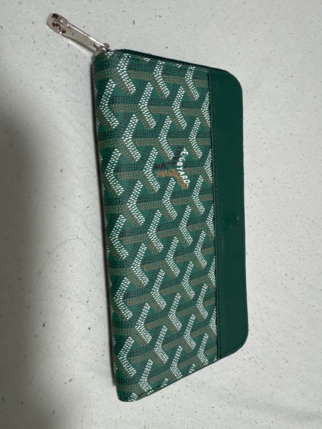 Goyard Zippered Wallet 🌳