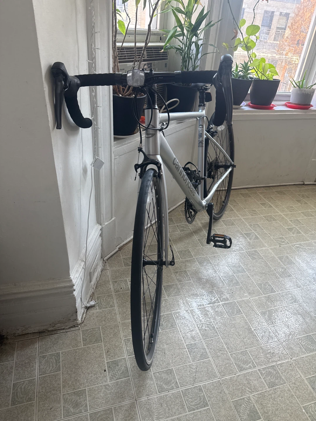 Cannondale Optimo Road Bike - photo 2