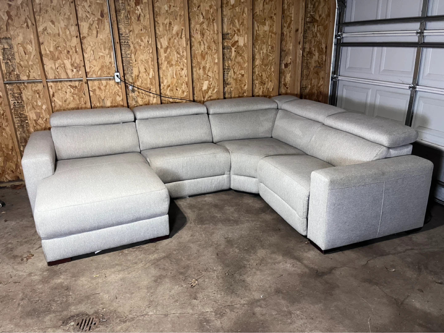 FREE DELIVERY- Light Gray Sectional w/ Recliner