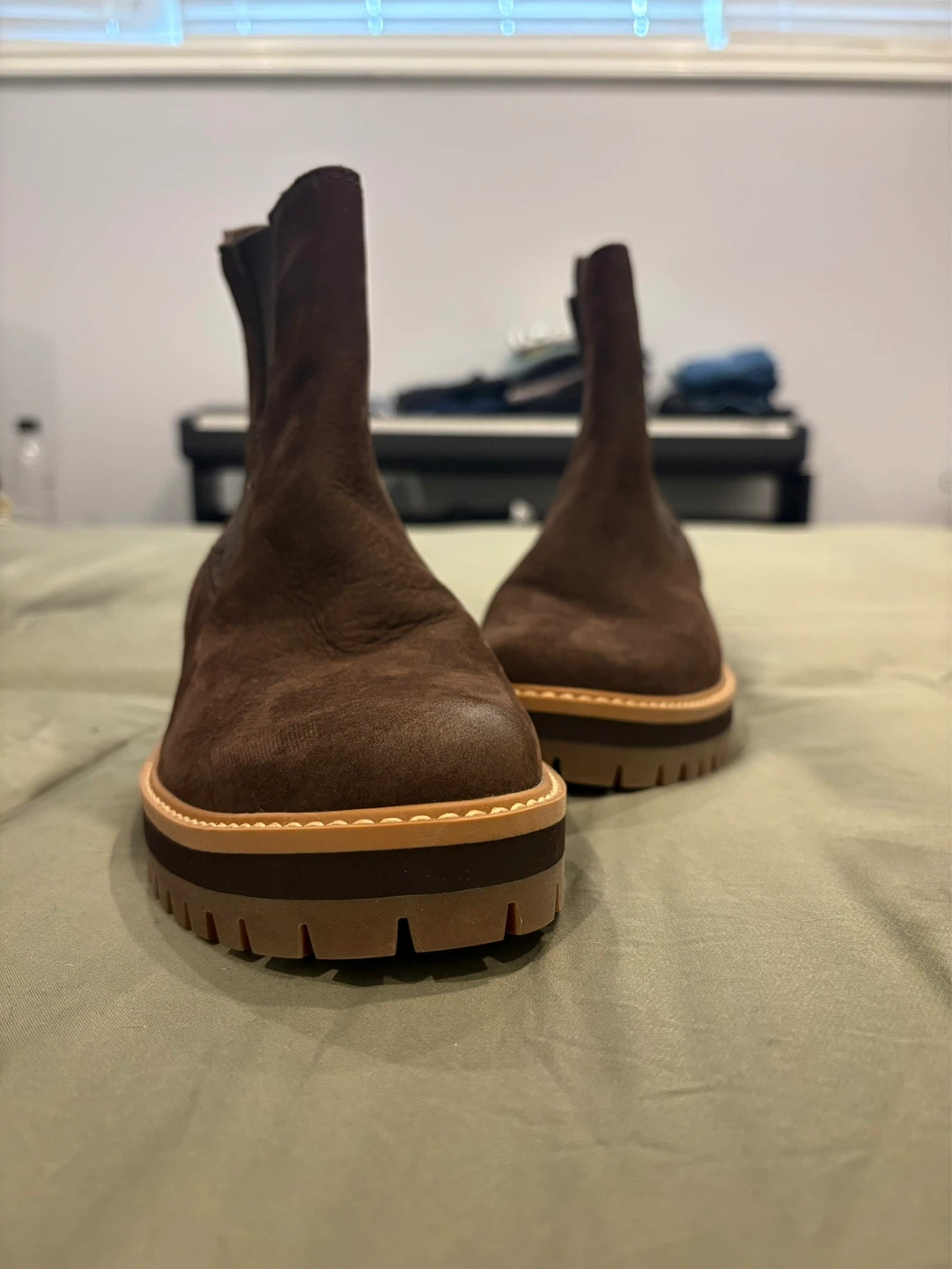 Timberland Women's Brown Suede Chelsea Boots Size US 7 - photo 2
