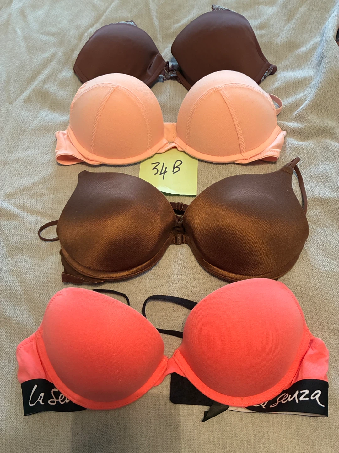 Brassiere’s 34B - photo 5