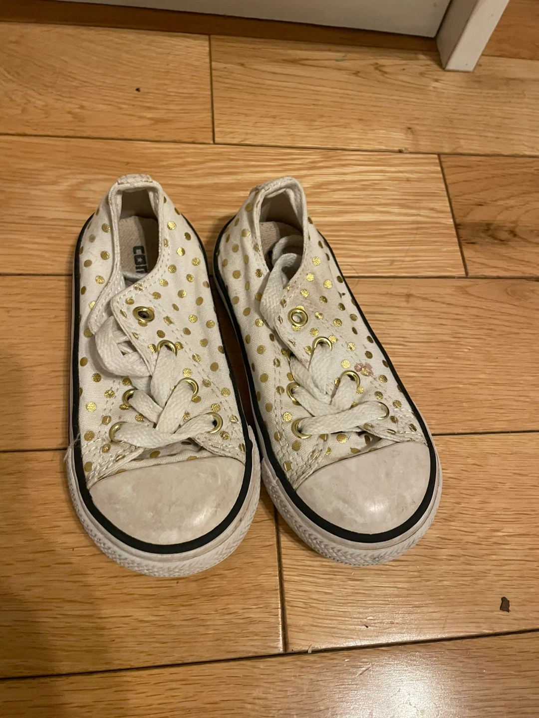 Size 7 bundle- Toddler converse and Vans sneakers - photo 4