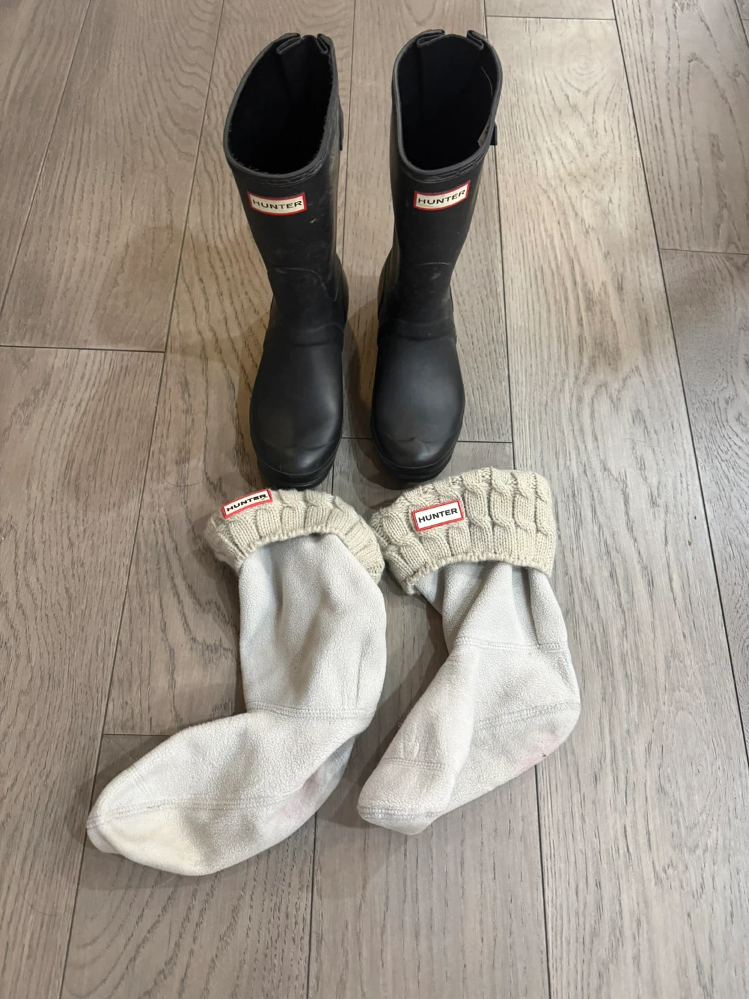 Hunter Black Rubber Boots with Socks - photo 2