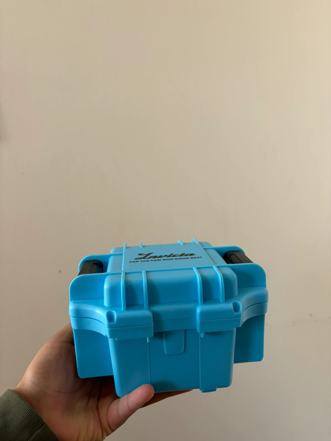 Invicta Watch in Blue Protective Case - photo 3