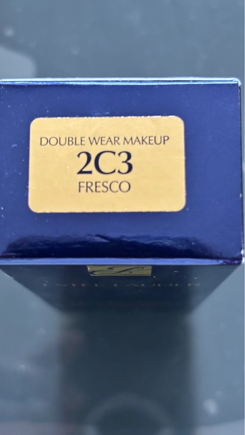 Estée Lauder Double Wear stay in _place - photo 3