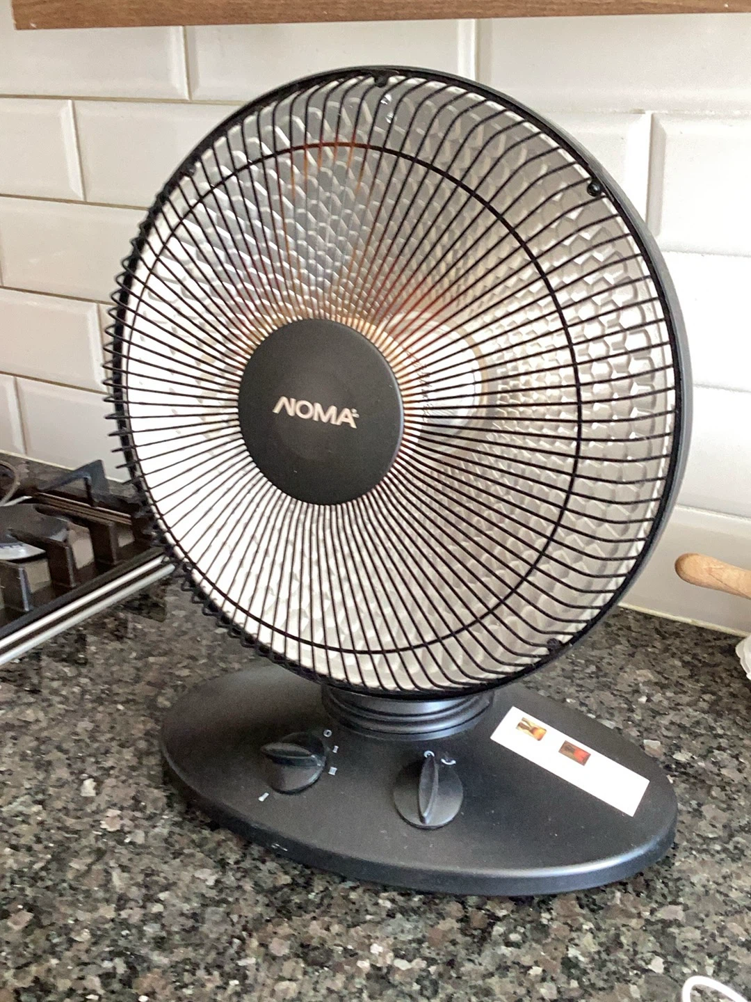 NOMA Oscillating Parabolic Dish Heater