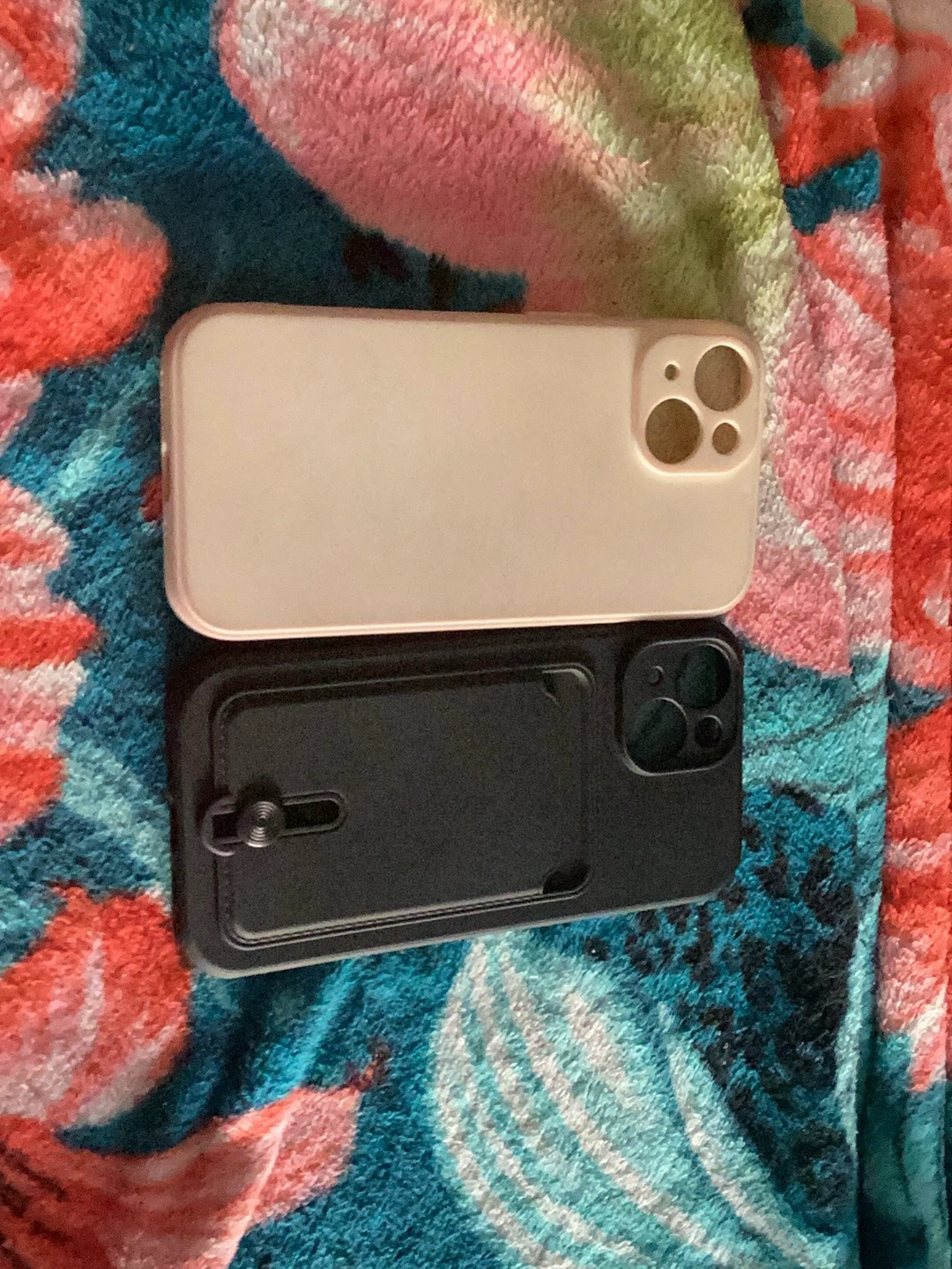 Two iPhone 13 Pro Max Cases - Black & Beige - photo 3