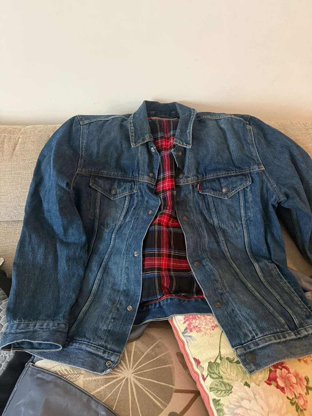 Levi's Denim Jacket with Plaid Lining - XL - photo 5