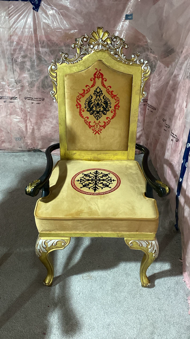 Ornate Accent Chair - Gold Velvet - photo 3