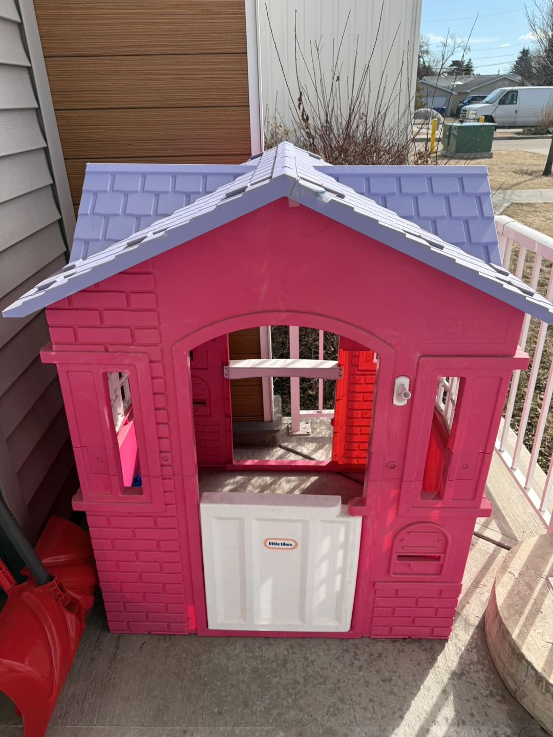 Little Tikes Pink Cape Cottage Playhouse (31”x 13”x 41”)