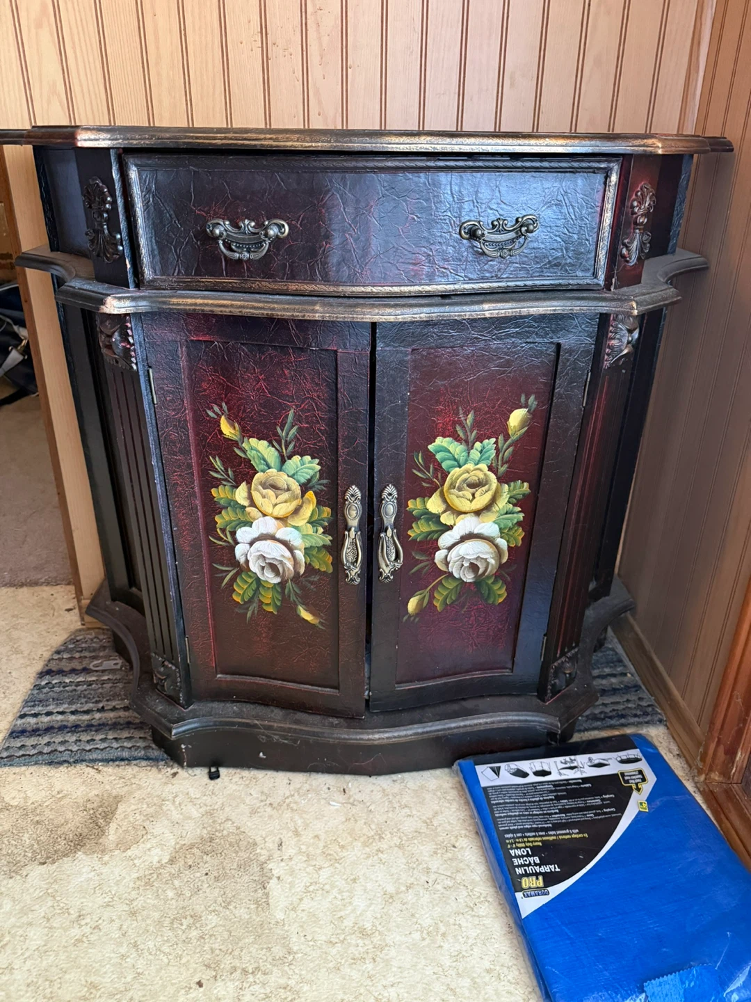 Matching vintage buffet and cabinet - photo 4