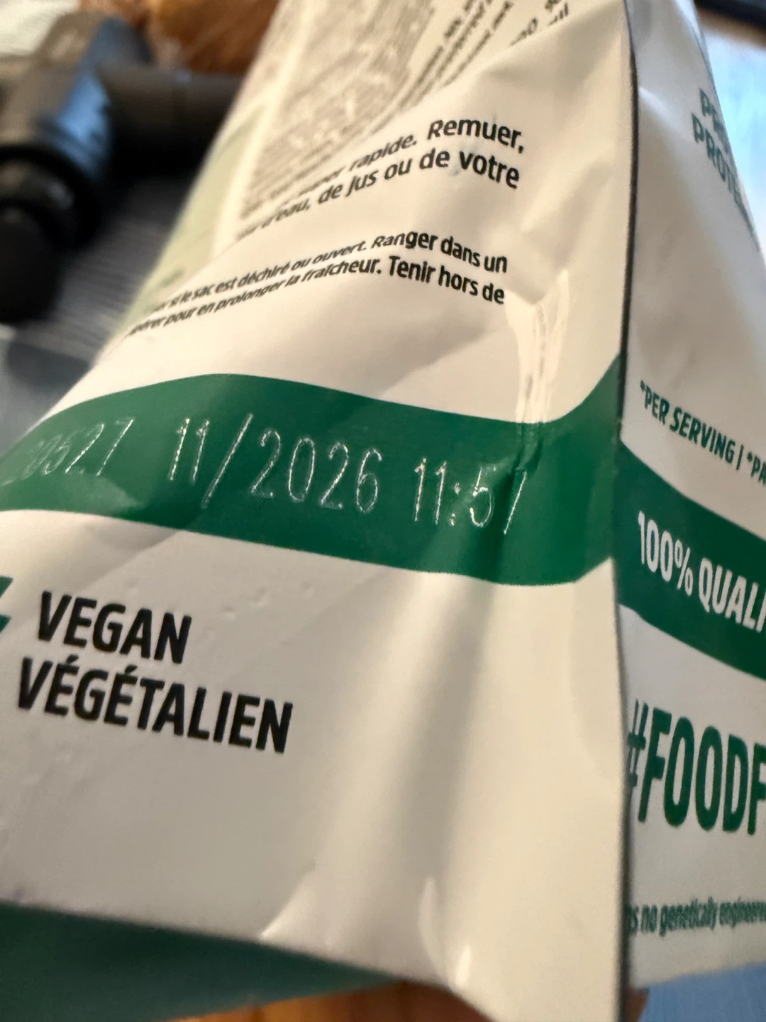 Free organic hemp protein unopened - photo 2