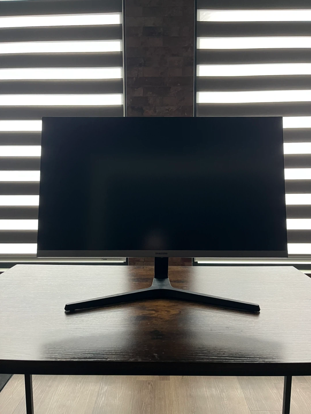 4K Samsung Monitor - photo 4