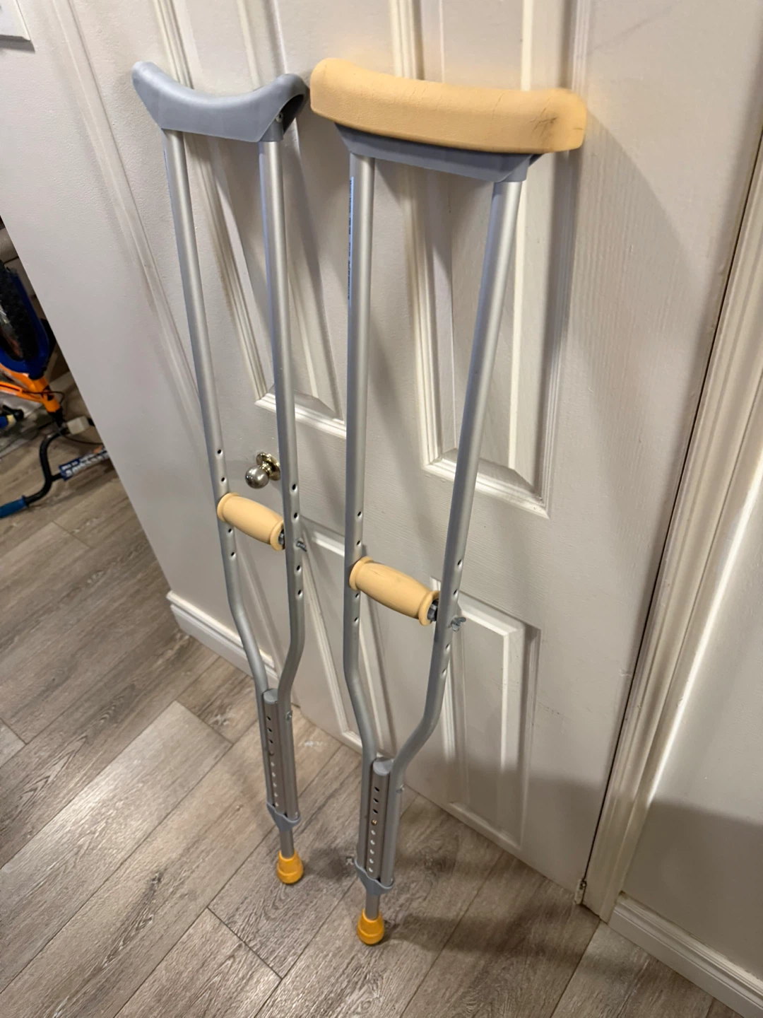 Pair of Adult Crutches - photo 3