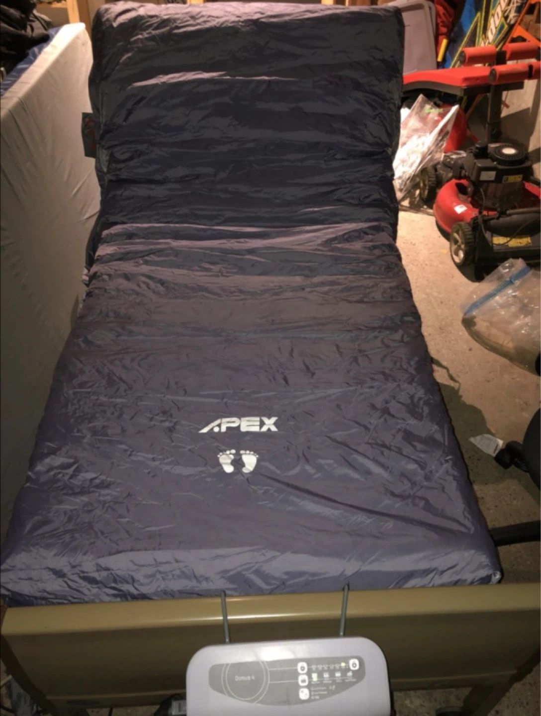 Free delivery- Hospital Low Air Loss Mattress + Hospital Bed - photo 3