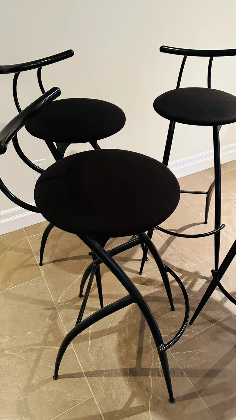 Set of 4 Black Modern Bar Stools