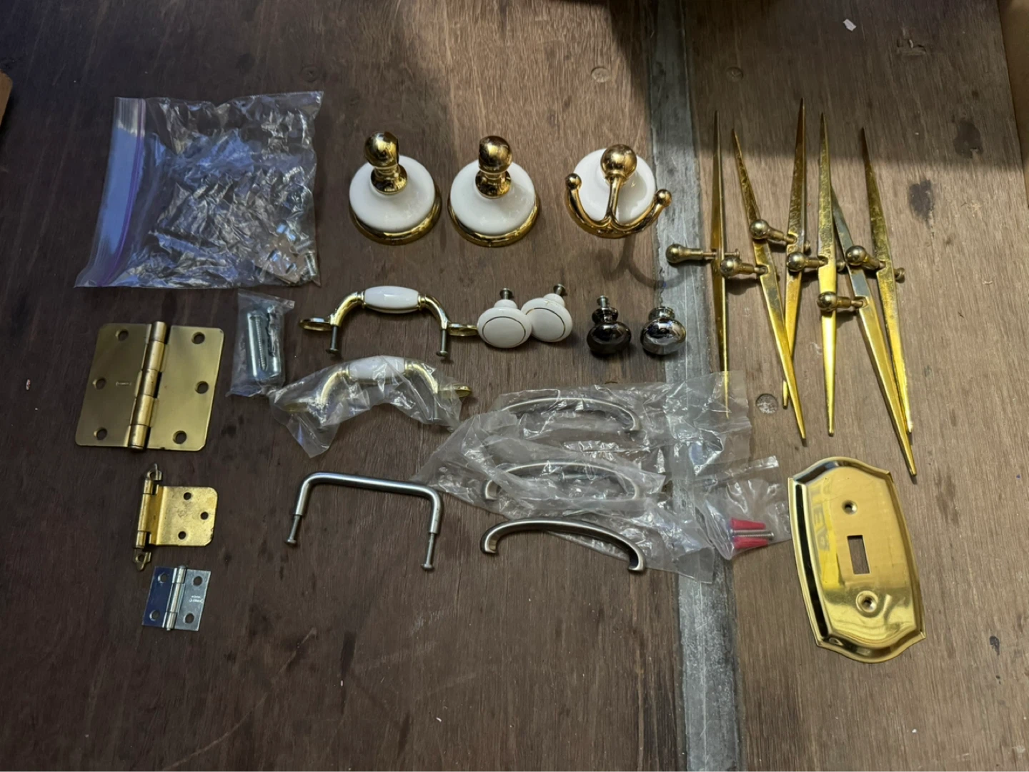 Various household items for sale - photo 4