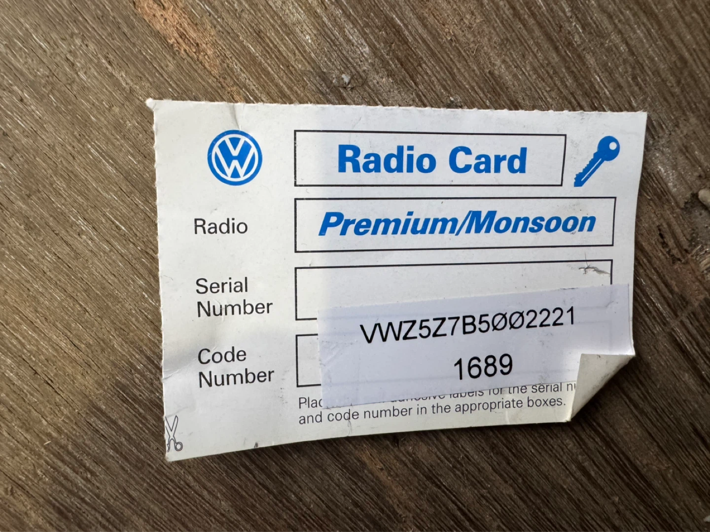 Volkswagen Premium 6 Monsoon Radio - photo 4