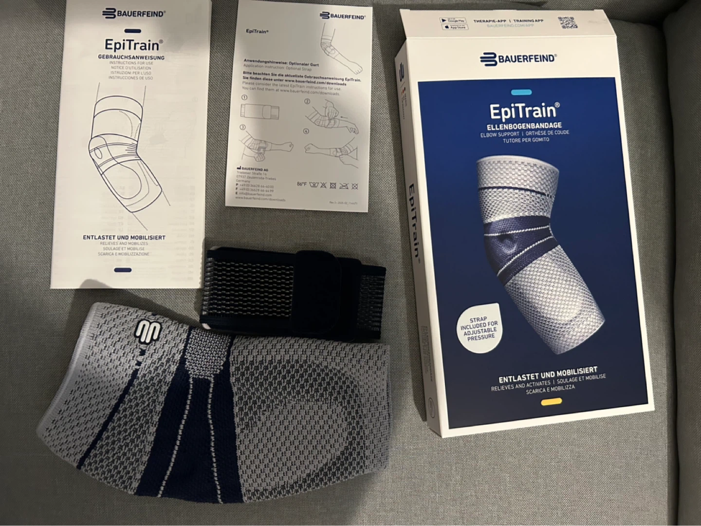 Bauerfeind EpiTrain Elbow Support - Size 1 Titan