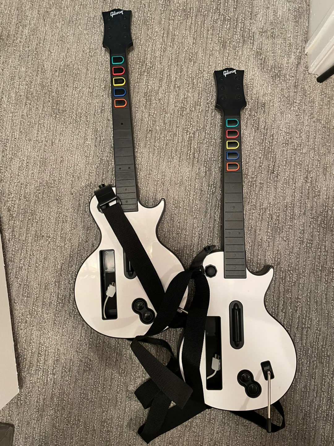 Gibson Guitar Hero Controllers - White