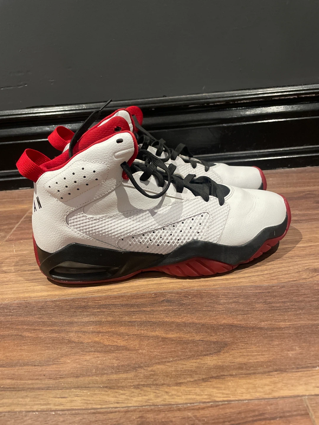Jordan Air 1 Mid SE White Red Black Men's Shoes