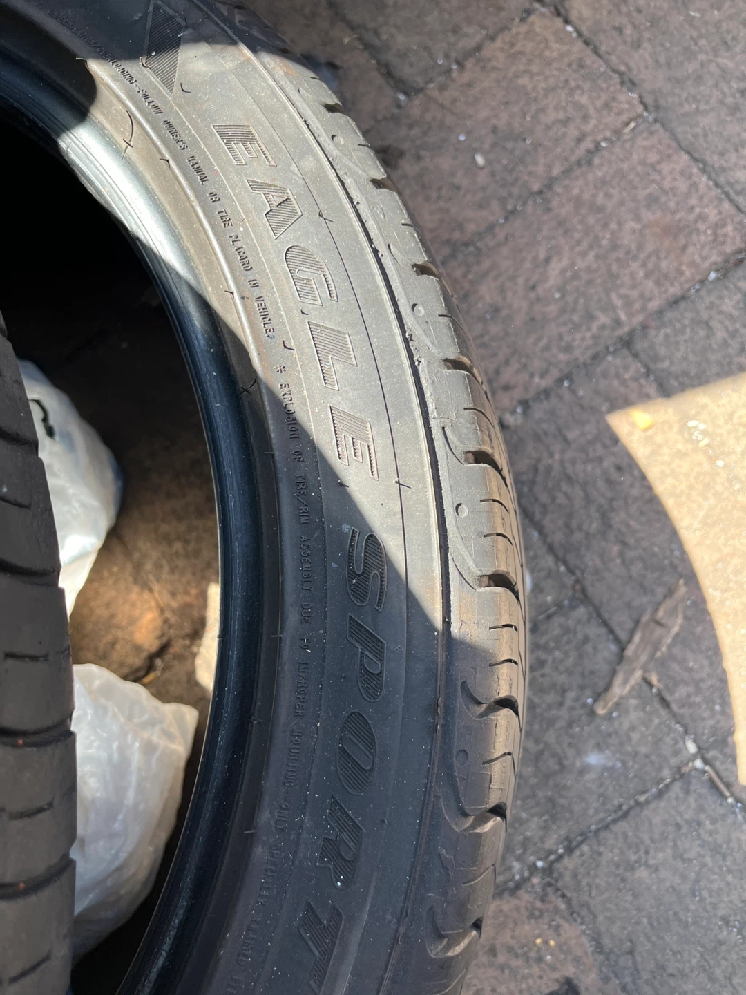 Goodyear Eagle Sport All-Season Tires 235/40R18 - photo 4