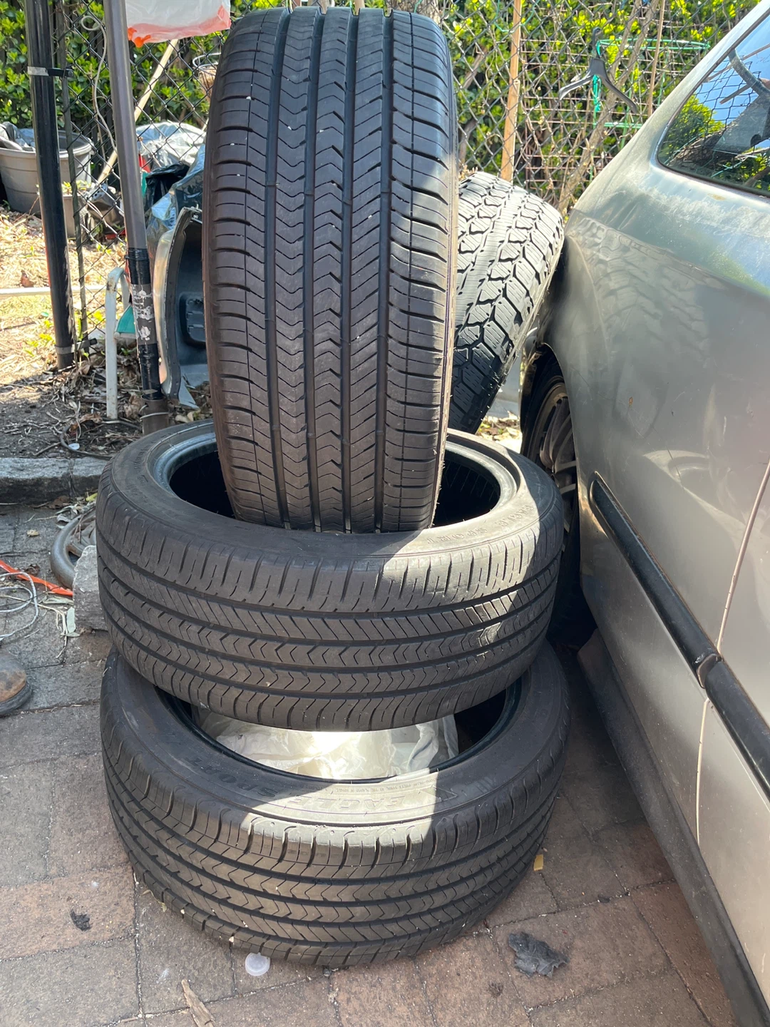 Goodyear Eagle Sport All-Season Tires 235/40R18 - photo 3