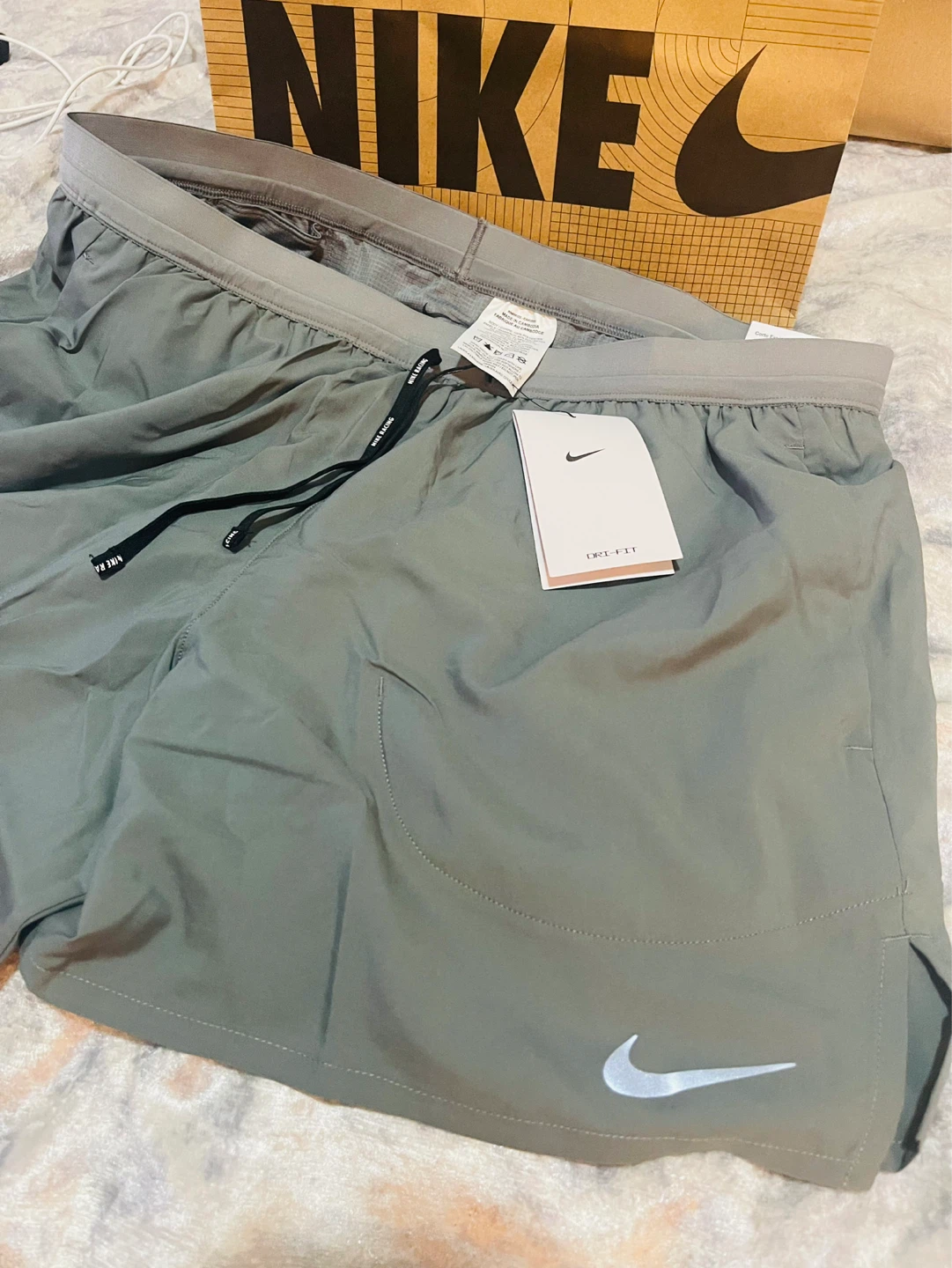 Nike Dri-Fit Running Shorts - Men's Size L - photo 3