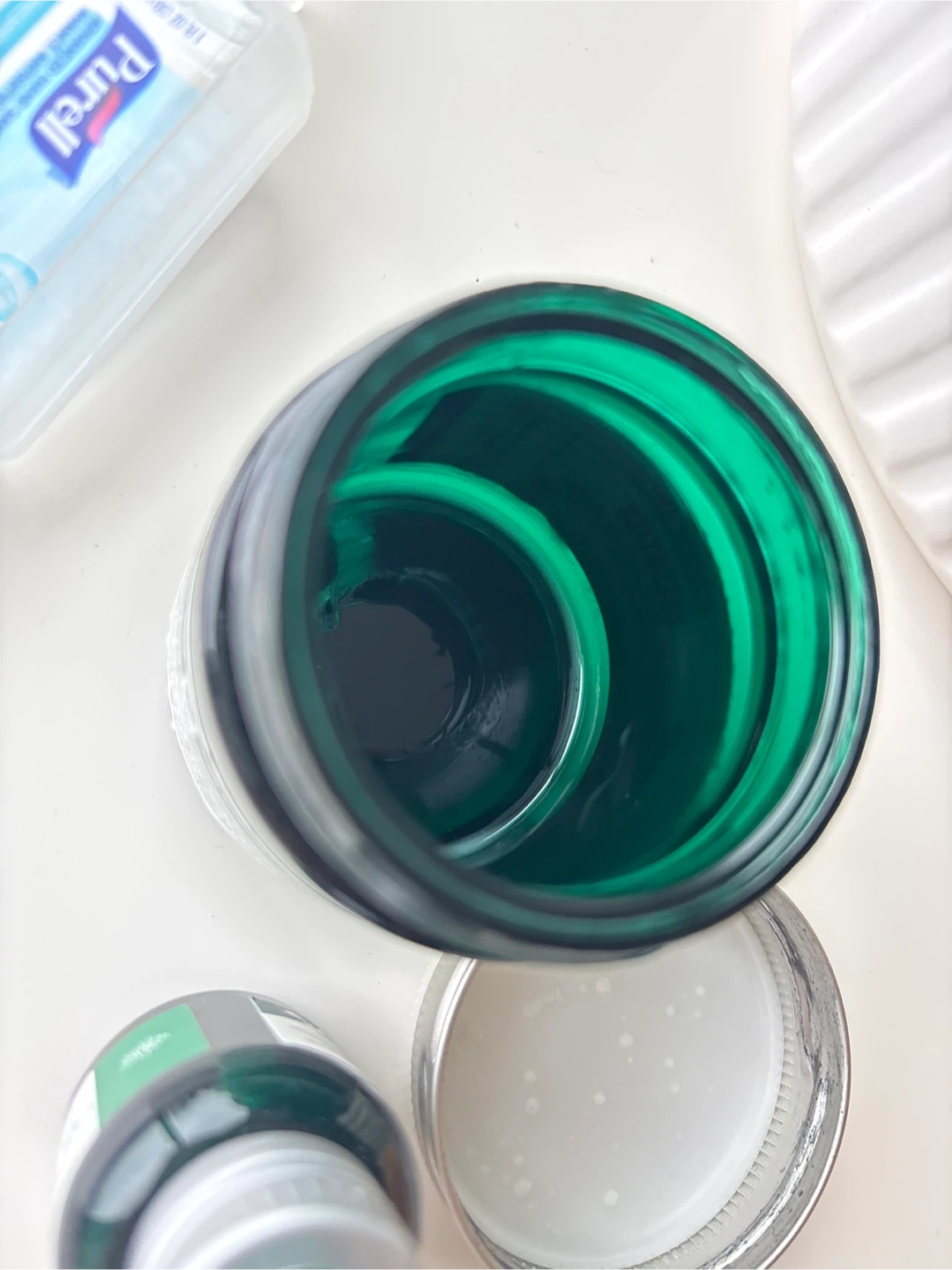 Free glass cosmetic containers and purel squeeze bottle - photo 2