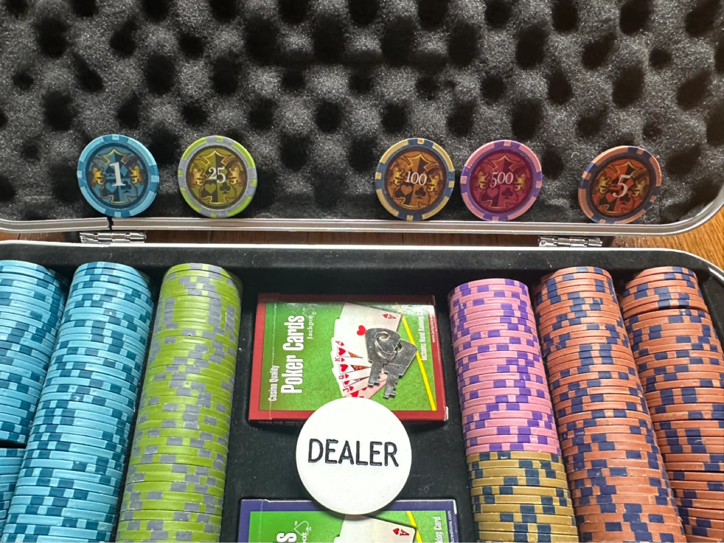 Poker Chip Set with Case - photo 2