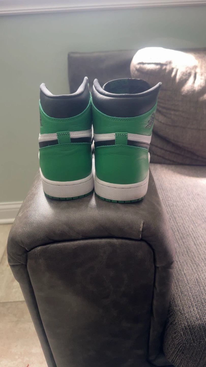 Jordan 1 High "Lucky Green" Size 12 - photo 2