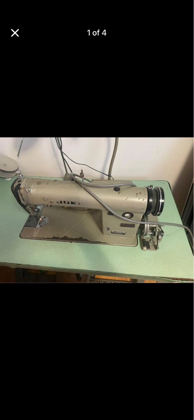 Juki DDL-552 Industrial Sewing Machine