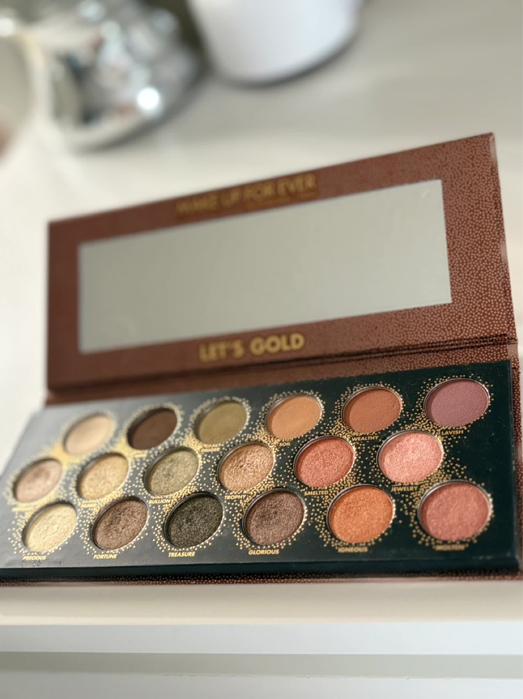 MAKE UP FOR EVER Let's Gold Eyeshadow Palette - photo 3
