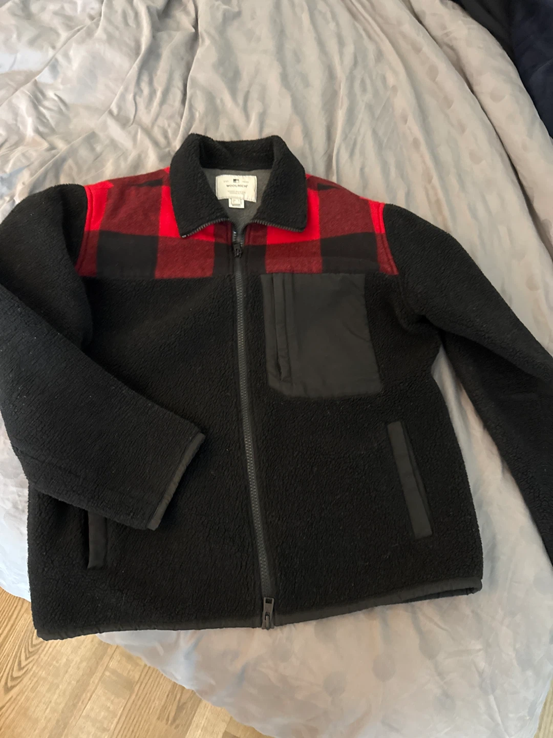 Woolrich Fleece Jacket - Size Medium