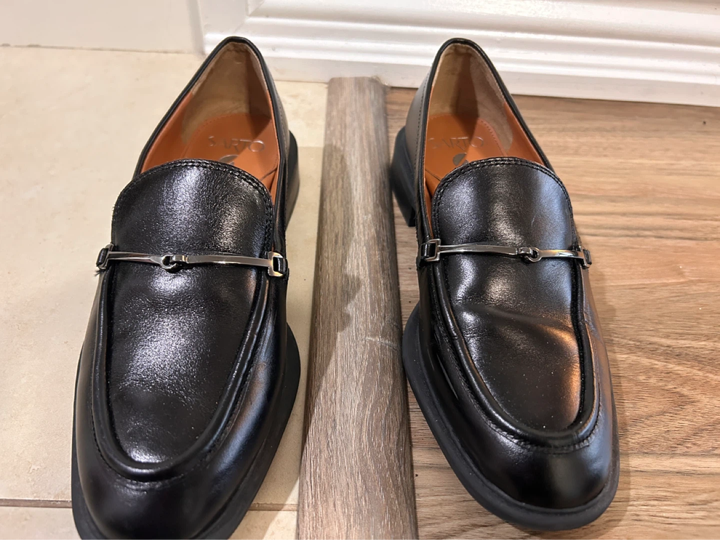 Sarto Black Leather Loafers with Metal Bit