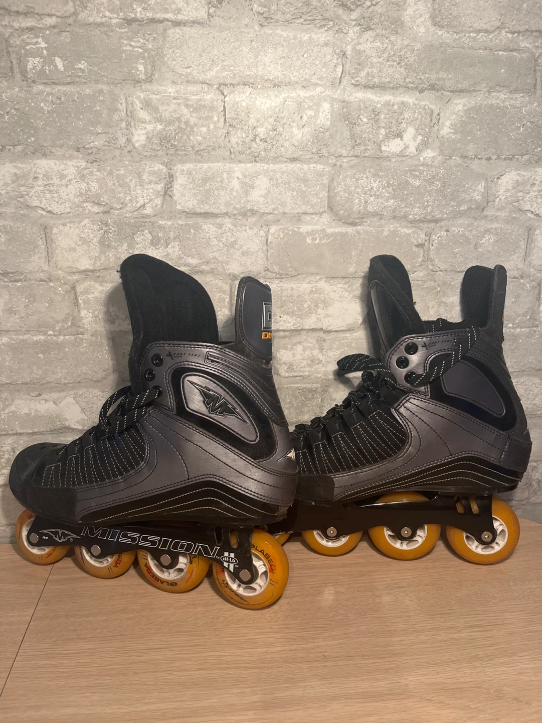 Mission D4 Inline Hockey Skates - photo 2