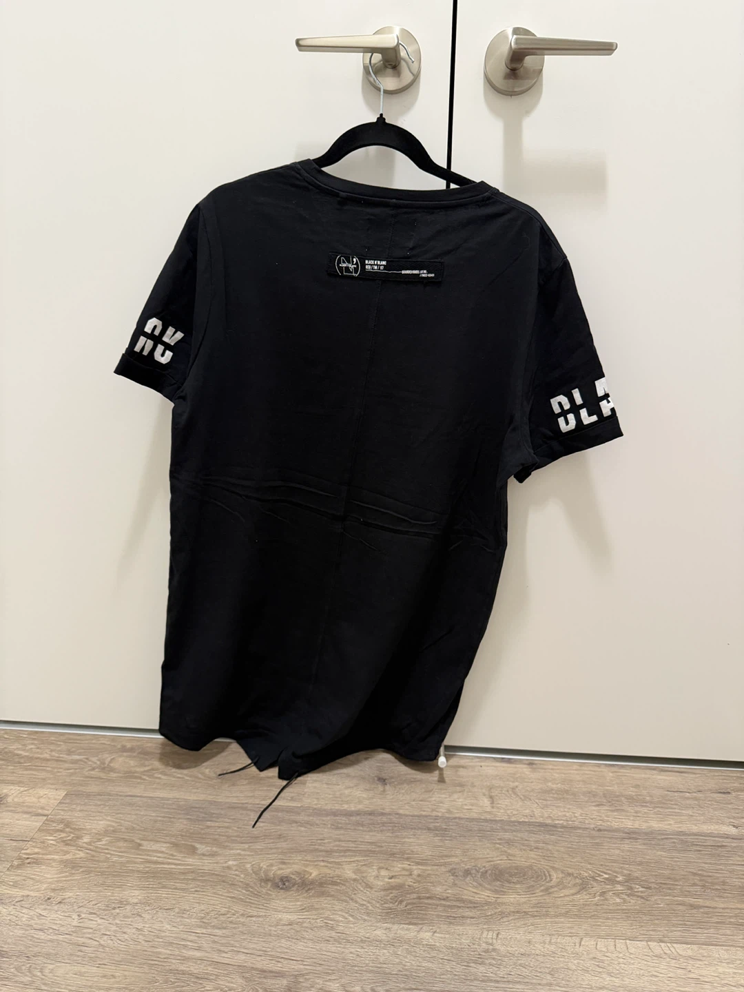 Black N' Blanc by Projek Raw T-Shirt - Size M - photo 2