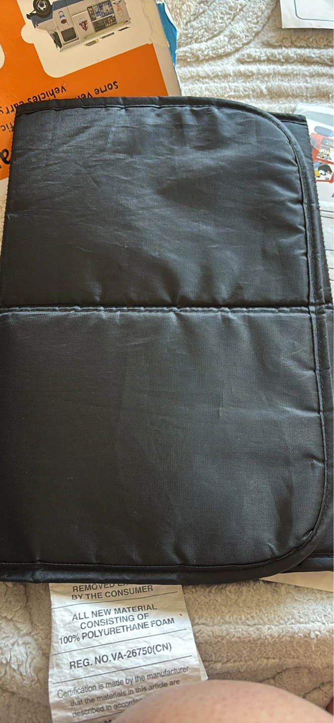 Baby changing pad - photo 2
