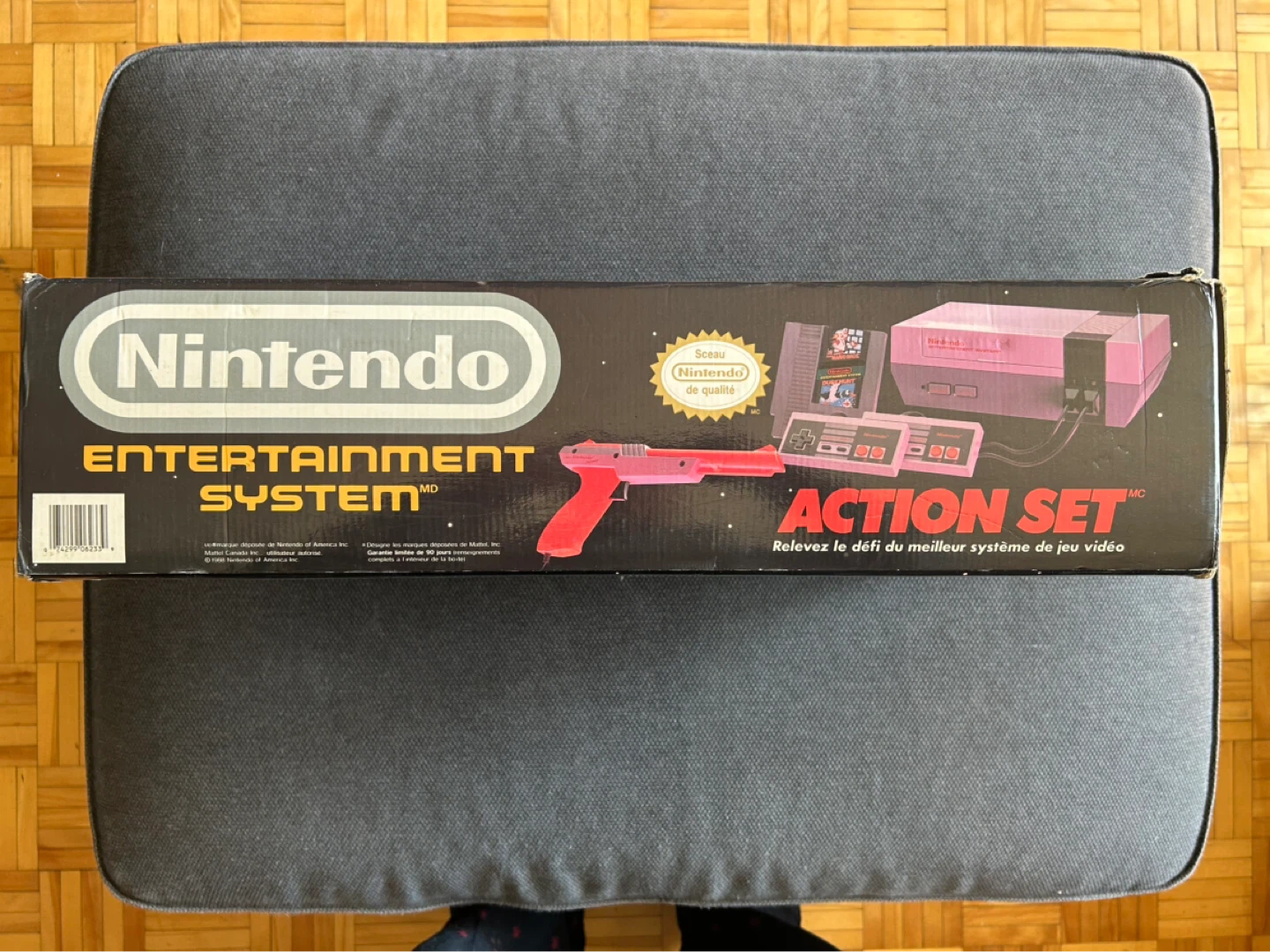 Nintendo Entertainment System Action Set w manuals (new 72 pin) - photo 2