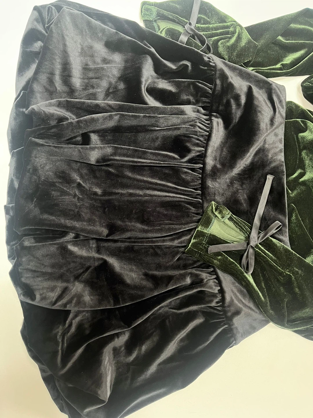 Anthropologie Velvet Dress - Green - Size M - photo 3