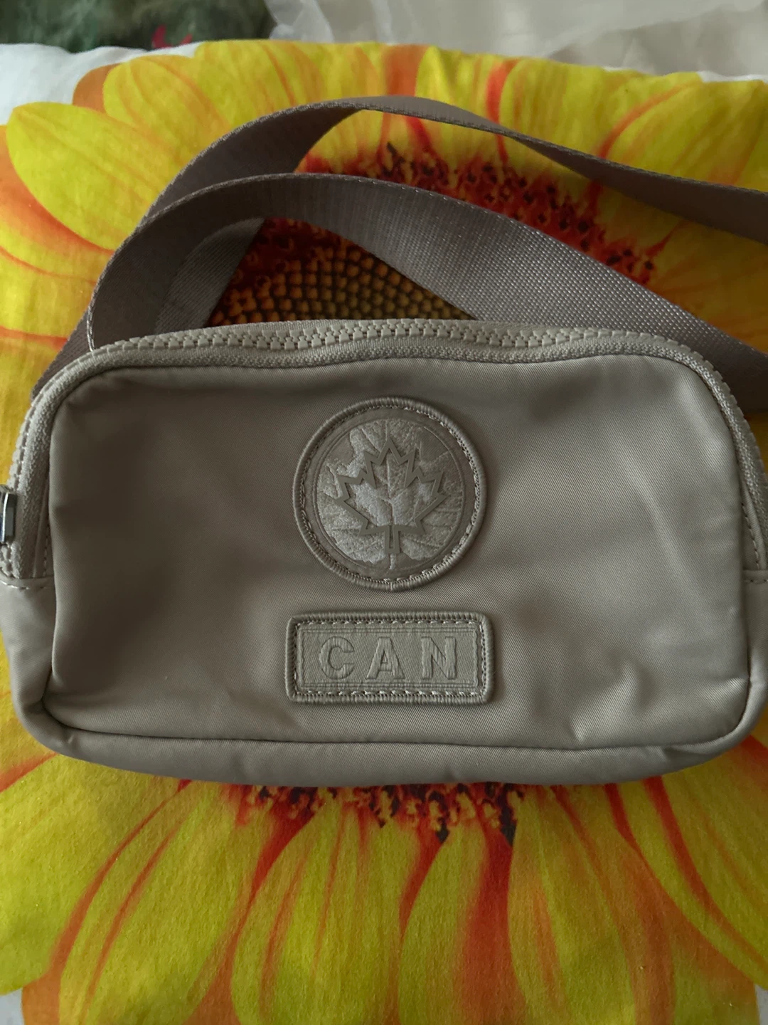 Lululemon Everywhere Belt Bag Mini