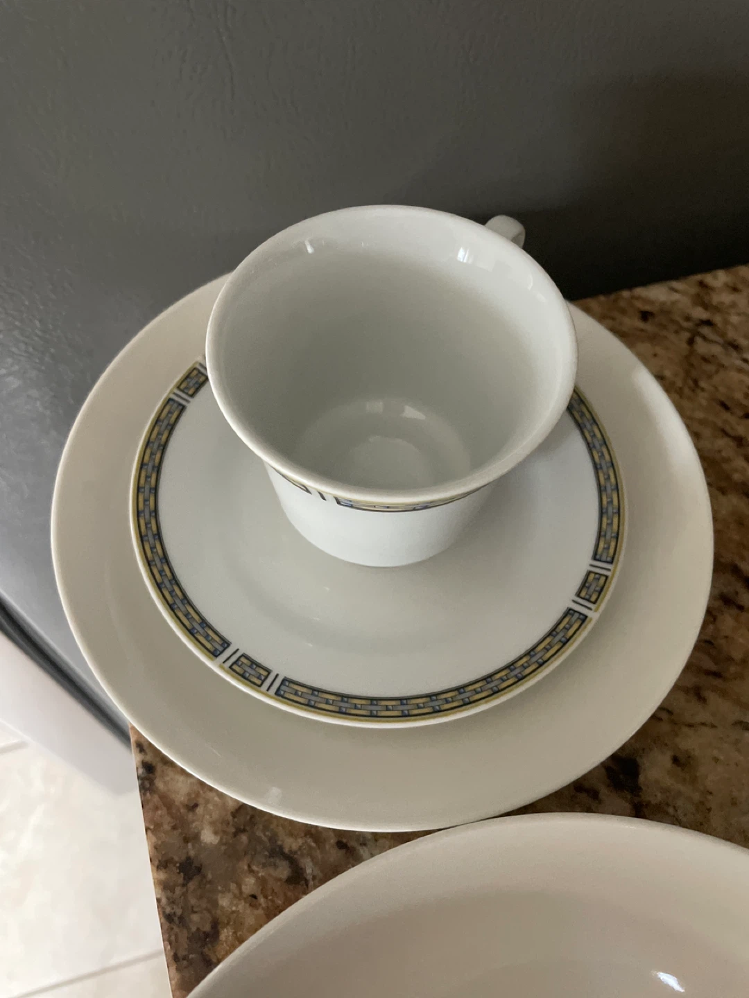 White Ceramic Bowl/plate and Cup with Saucer Set - photo 3
