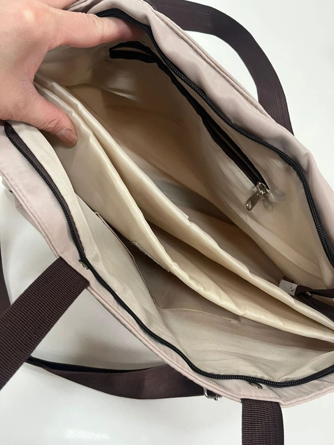 Light Nylon Tote Bag with Adjustable Strap - photo 3